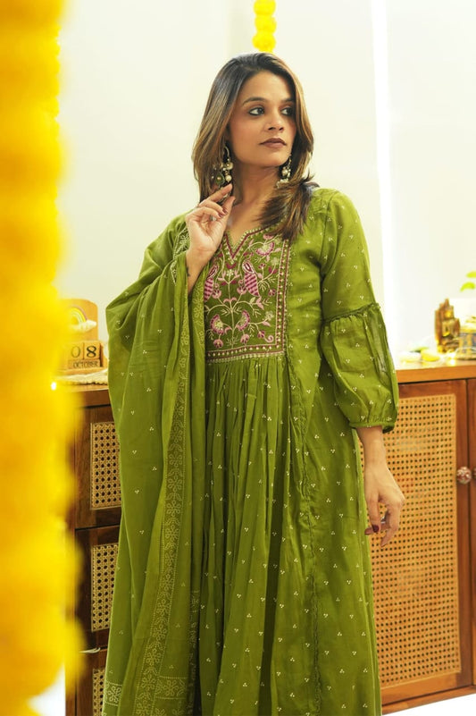 Pure fine Cotton fabric Kurti with Pant with malmal 100-100 Dupatta